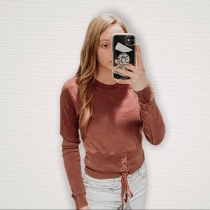 🌸3/$25: American Eagle Lace Up Sweatshirt